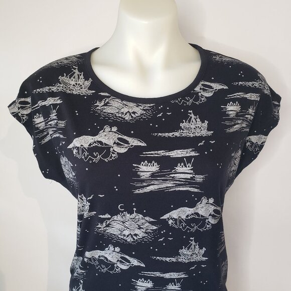 Black and White Moomin Characters Witchy TShirt Mountains and Moons - Picture 1 of 9